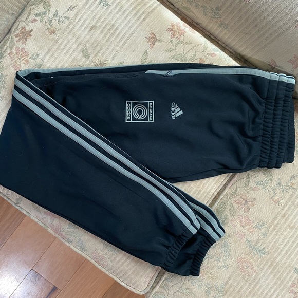 blue calabasas pants